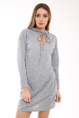 Condemo de cuello de gargantilla de gran tamaño angustiado