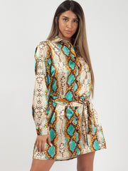 Snake print satijnen shirtjurk