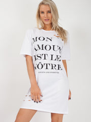 Mon Amour Vestido de camiseta con láser cortada