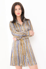 Vestido de camisa de satén múltiple a rayas