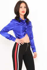 Draai front bijgesneden satijnen shirt