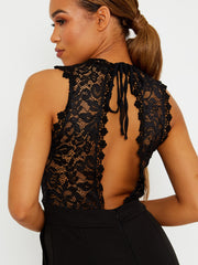 Gepolsterte Büstenhäkeln Jumpsuit