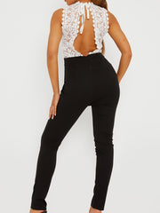 Gepolsterte Büstenhäkeln Jumpsuit