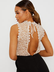 Gepolsterte Büstenhäkeln Jumpsuit