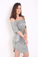 Vestido de Bardot de lámina metálica plisada