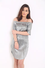 Vestido de Bardot de lámina metálica plisada