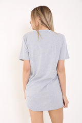 CHOKER NACK LIVE N LOVE EAGLE DRINTED LONGLINE T -SHISTER Kleid