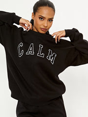 Ruhige gestickte Fleece-Co-ordte