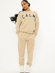 Ruhige gestickte Fleece-Co-ordte