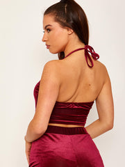 Tapa de recorte de cuello con cabestro de terciopelo