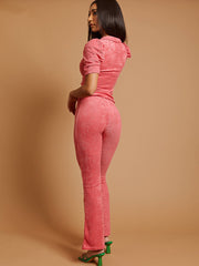 Handdoekstof met pieptophuls en de coörde van de flare broek