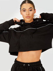 Piping-details bijgesneden hoodie & jogger-coöperatie