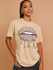 Chevron lip grafisch bedrukt t-shirt