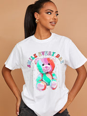Lächeln Sie jeden Tag grafisch gedrucktes T-Shirt