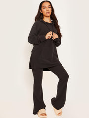 Rippen-Kapuze-Top & ausgestellter Hosen Co-ordte