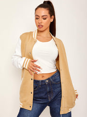 Chaqueta universitaria de manga de contraste