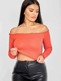 Rüschendetail gerippte Bardot Crop Top - Red