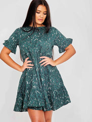 Abstrakte Druckfleisch -Kleiderkleid abgestuft