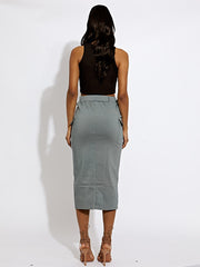 Falda midi de estilo de carga con cinturón a juego