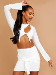 Slinky uitgesneden crop top & tie knoop rokcoöperatie