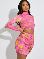 Bedrukte duimgat slinky crop top & ruched rok coörde