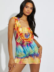 Vestido de cuello con capucha sin mangas estampado