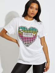 Chain Heart Amour Graphic T-Shirt