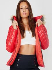 Gevoerde faux bont capuchoned jas